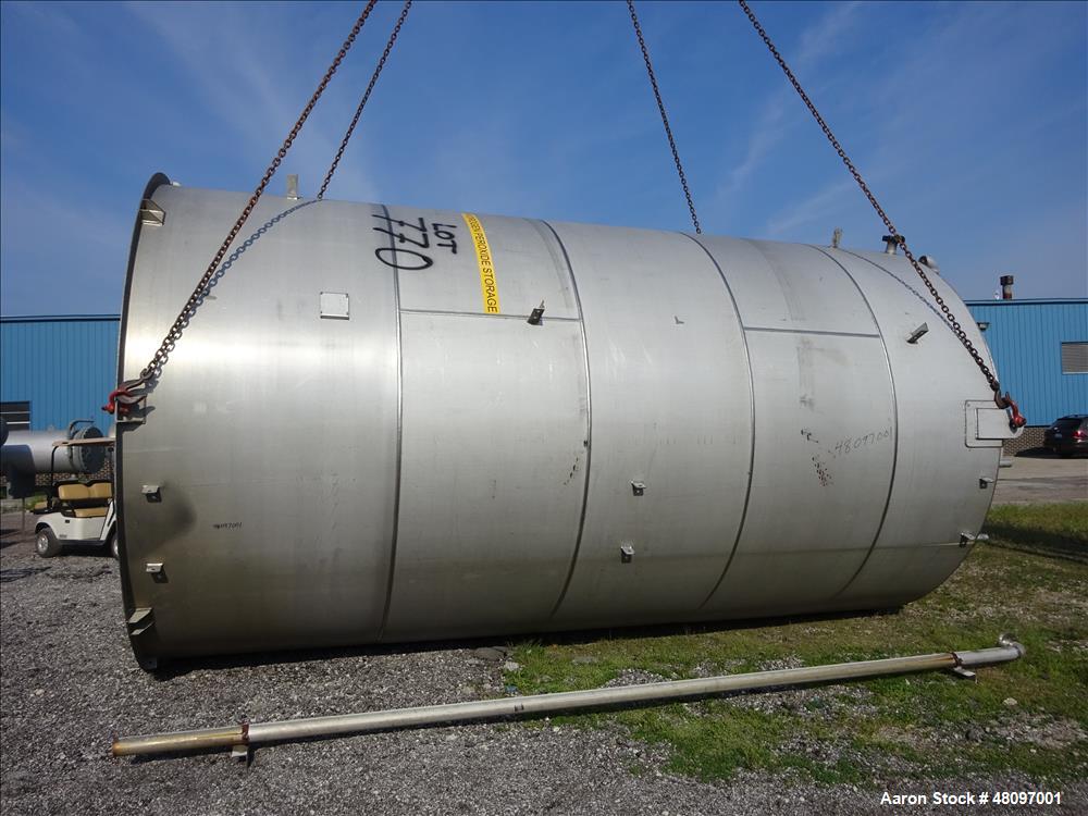 Used Degussa Tank, 15,000 Gallon, 304L Stainless Steel, Vertical.