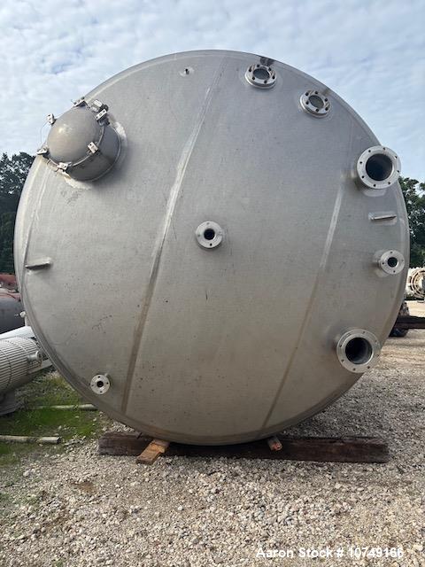 Unused Crown Iron Works 12,700 Gallon 316L Stainless Steel Vertical Process Vessel – ASME 15 PSI/Full Vacuum