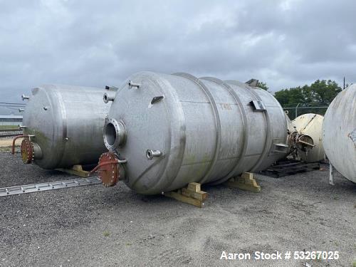 Unused-Crown Iron Works Co. 6,000 gallon 304L stainless steel vertical tank.
