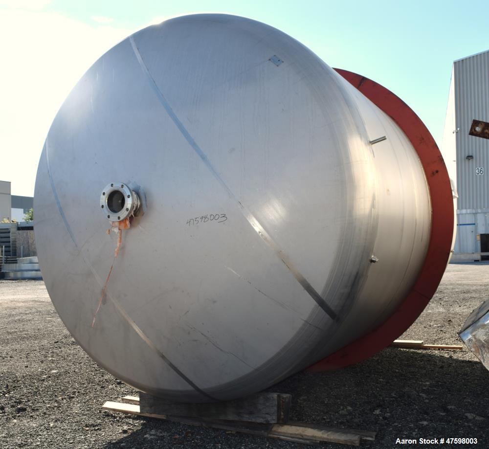 Unused- Crown Iron Works Pressure Tank, 10,600 Gallon, 304 Stainless Steel, Vert