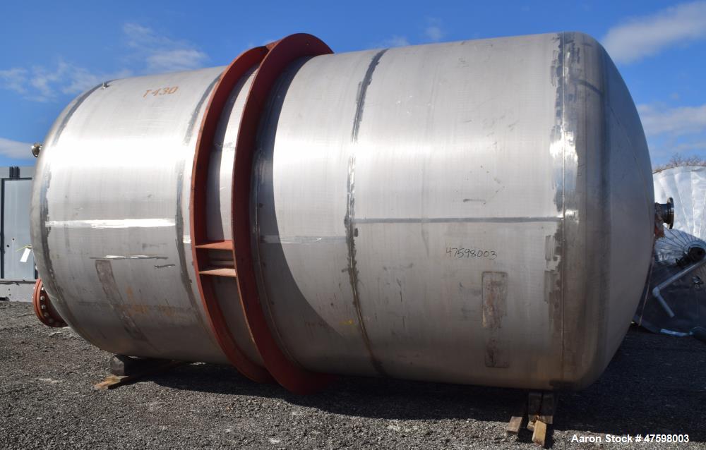 Unused- Crown Iron Works Pressure Tank, 10,600 Gallon, 304 Stainless Steel, Vert