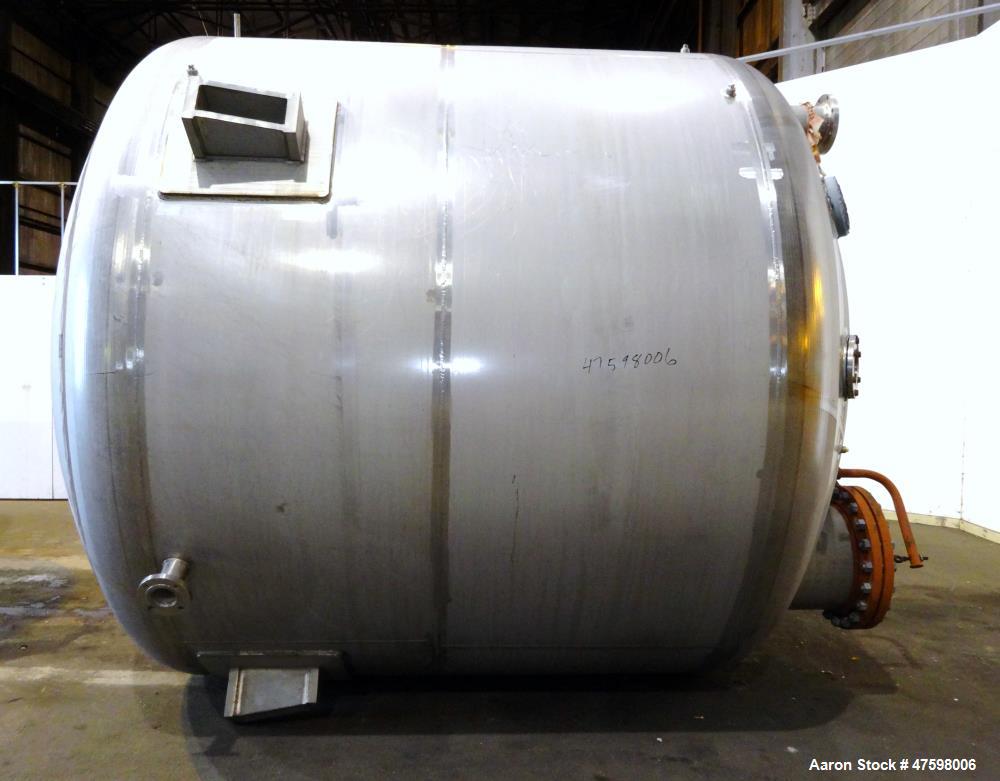 Unused- Crown Iron Works Pressure Tank, 5,818 Gallon, 316L Stainless Steel, Vert