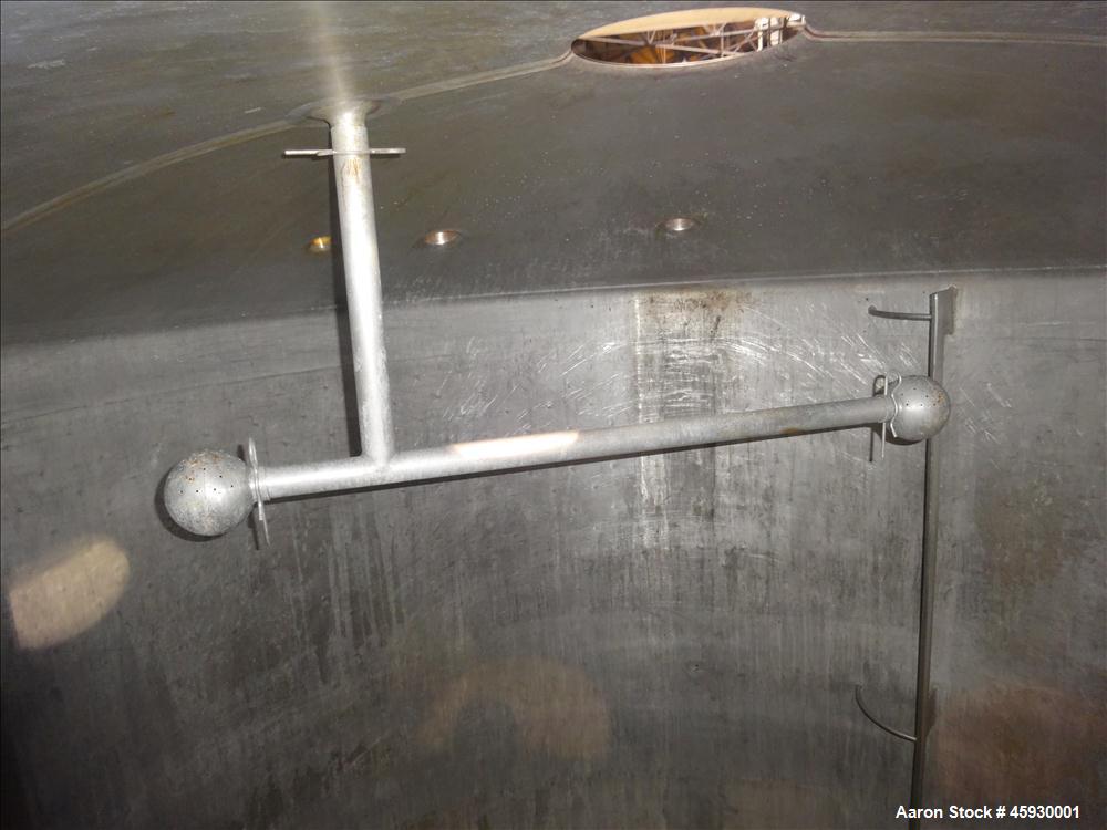 Used DCI Tank, 5,000 Gallon, 304 Stainless steel, Vertical