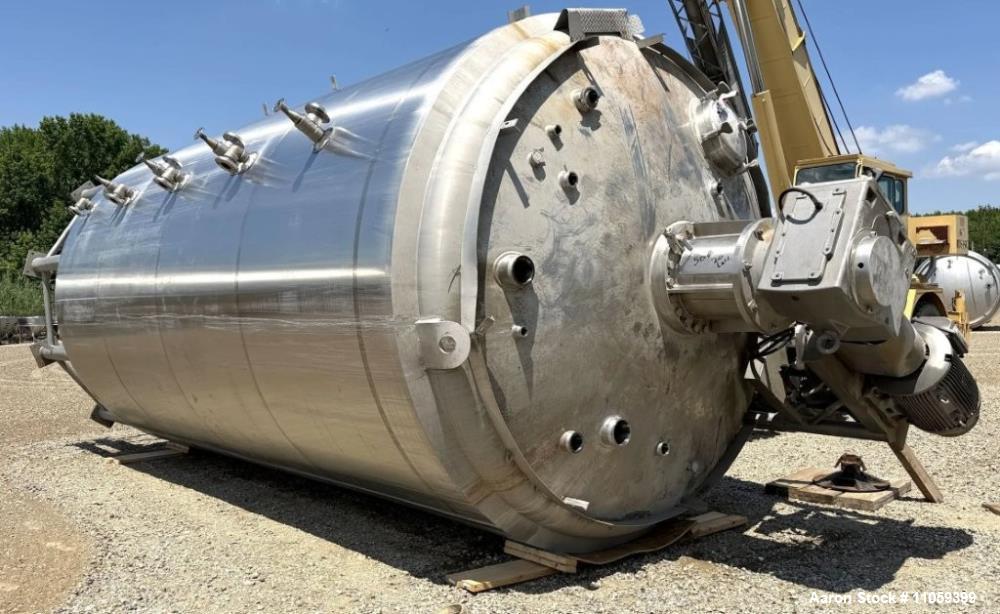 Used DCI 15,000 Gallon 316L Stainless Steel Jacketed Sanitary Mix Tank / Fermenter / Reactor with 100 HP Agitator