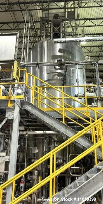 Used DCI 15,000 Gallon 316L Stainless Steel Jacketed Sanitary Mix Tank / Fermenter / Reactor with 100 HP Agitator