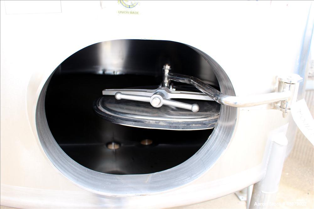 Used DCI Storage Tank, 5,200 Gallon, 316/316L Stainless Steel, Vertical.