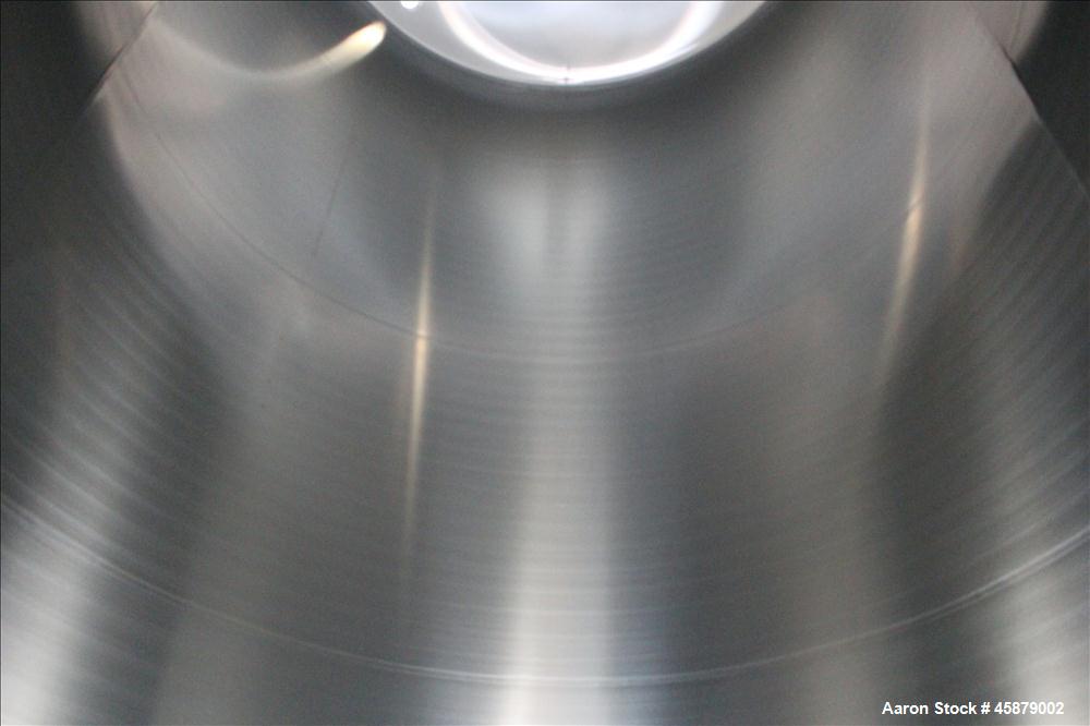 Used DCI Storage Tank, 5,200 Gallon, 316/316L Stainless Steel, Vertical.