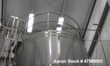 Used- DCI Food Grade Silo, 10,000 Gallon, 304 Stainless Steel, Vertical.