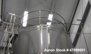 Used DCI Food Grade Silo, 10,000 Gallon, 304 Stainless Steel, Vertical.