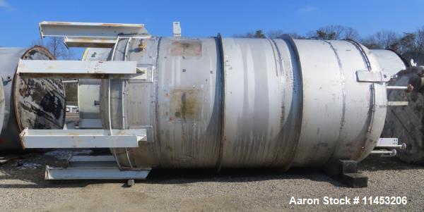 Used-10,000 Gallon DKME Pressure Tank, 316 stainless steel, approimately 10' diameter x 16' straight side, dish top and bott...