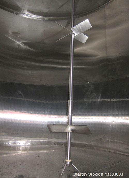 Used Damrow Tank, 5000 Gallon, 304 Stainless Steel, Vertical. 120” Diameter x 110” straight side, slight coned top, sloped bottom. Partial side wall dimple jacketed, no rating. Insulated with carbon ...