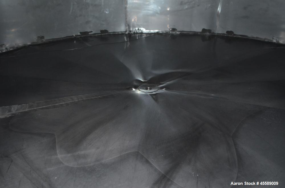 Used 11500 Gallon Douglas Brothers 304 Stainless Steel Vertical Tank