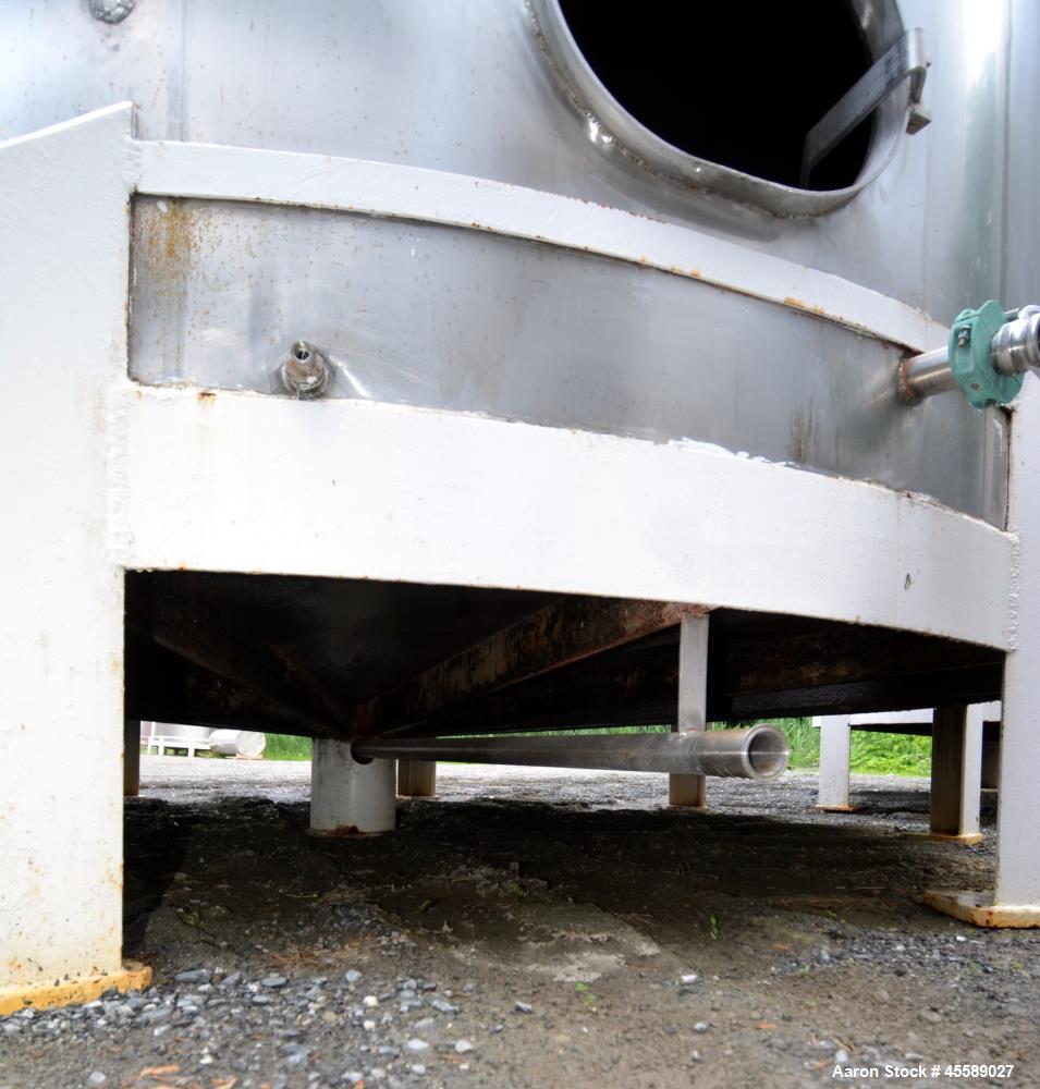 Used 15000 Gallon Douglas Brothers 304 Stainless Steel Vertical Tank