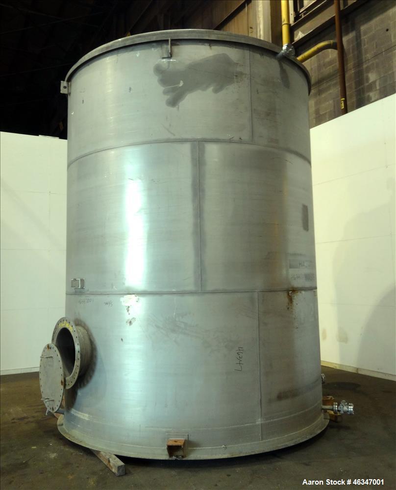 Used Evans & Sons Tank, 9000 Gallon, 316 Stainless Steel, Vertical. Approximate 126” diameter x 168” straight side, flat top and bottom. Internal atmospheric at 150 degrees F. Openings top (2) 2”, (3...