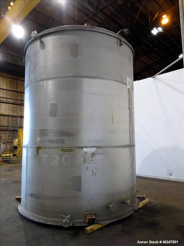 Used Evans & Sons Tank, 9000 Gallon, 316 Stainless Steel, Vertical. Approximate 126” diameter x 168” straight side, flat top and bottom. Internal atmospheric at 150 degrees F. Openings top (2) 2”, (3...