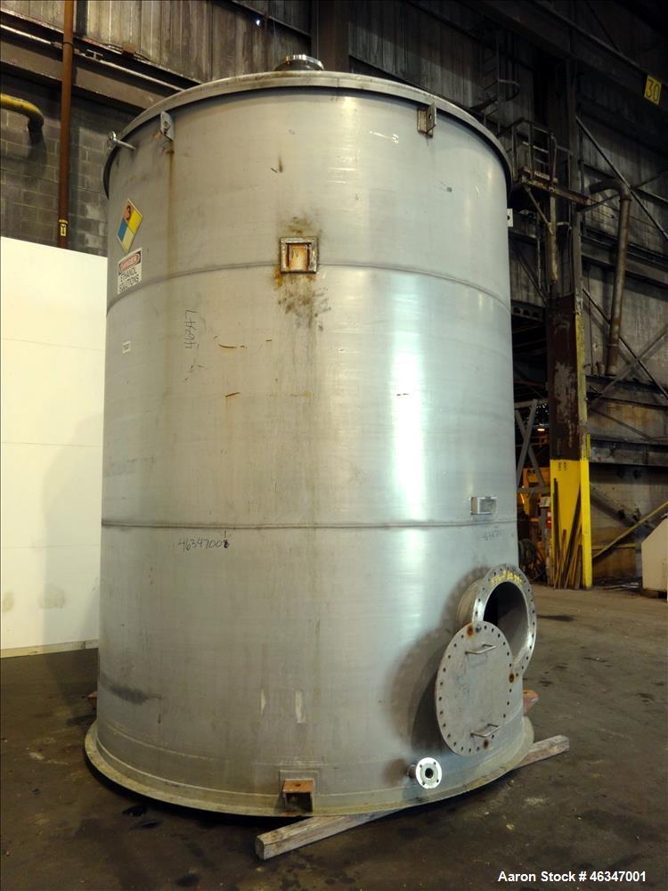 Used Evans & Sons Tank, 9000 Gallon, 316 Stainless Steel, Vertical. Approximate 126” diameter x 168” straight side, flat top and bottom. Internal atmospheric at 150 degrees F. Openings top (2) 2”, (3...