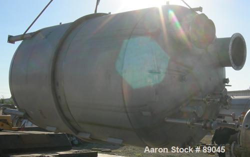 USED: Fabricated Products tank, 9000 gallon, 316L stainless steel, vertical. Approximately 10' diameter x 14' straight side, 2:1 elliptical top and bottom. Internal rated FV and 15 psi at 200 deg F. ...
