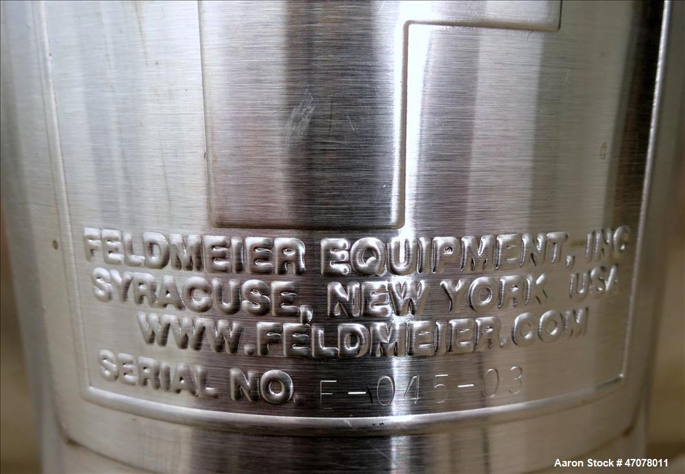 Used Feldmeier Tank, 7944 Gallon, 304 Stainless Steel, Vertical.