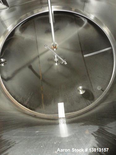 Used Feldmeier Tank, 6,000 Gallon, Stainless Single, Vertical.