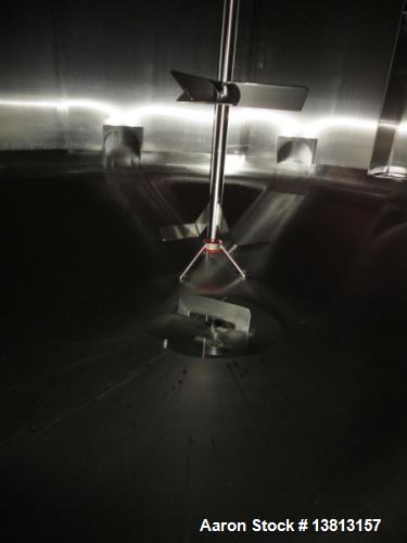 Used Feldmeier Tank, 6,000 Gallon, Stainless Single, Vertical.