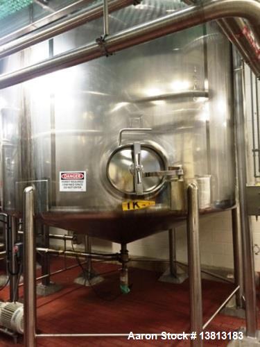Used Feldmeier 6000 Gallon 316 Stainless Steel Vertical Storage Tank.