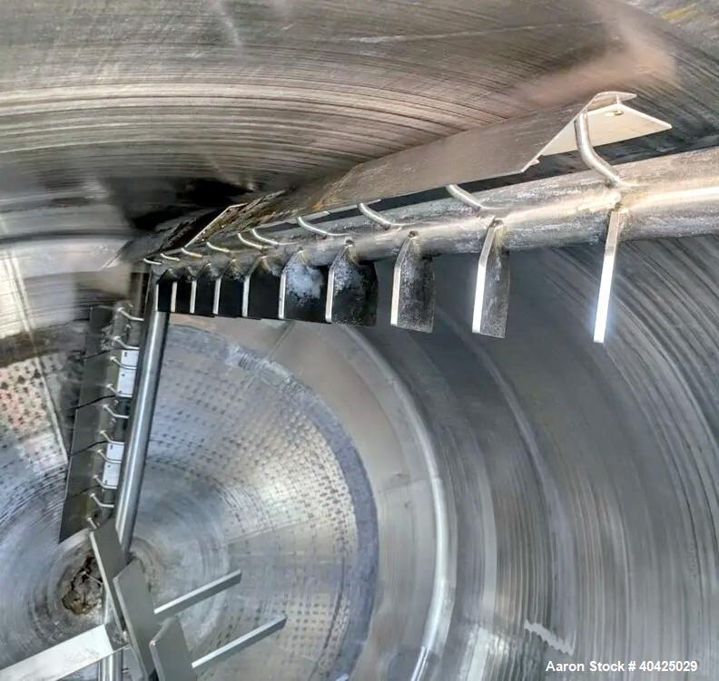 Used Feldmeier 10,000 Gallon Twin Motion Kettle. 316 stainless steel construction. Approximately 152" inner diameter x 132" straight side, dish top, cone bottom, Atmospheric internal, jacketed 84" of...
