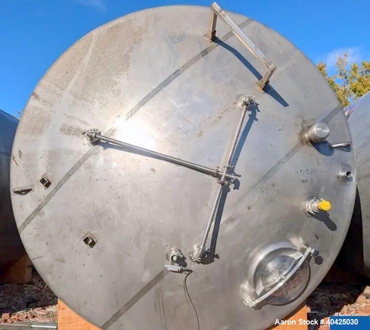 Industrial Used - Feldmeier 12,000 Gallon Stainless Steel Vertical Storage Tank