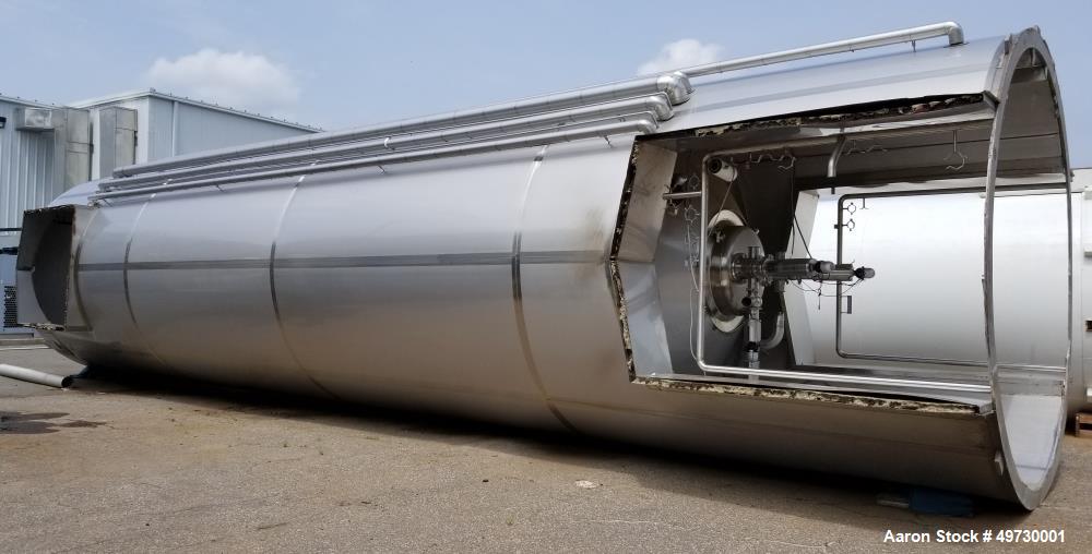 Used Feldmeier 25,000 Gallon 304 Stainless Steel Polished Vertical Vacuum Tank