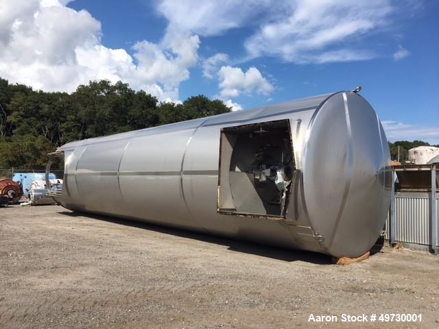 Used Feldmeier 25,000 Gallon 304 Stainless Steel Polished Vertical Vacuum Tank