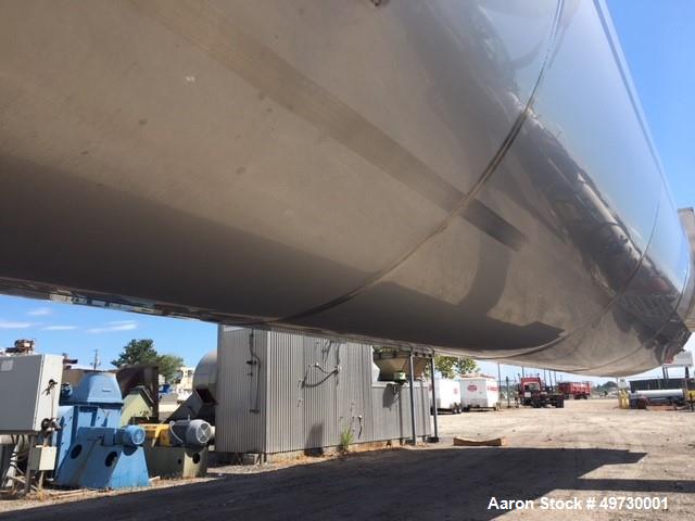 Used Feldmeier 25,000 Gallon 304 Stainless Steel Polished Vertical Vacuum Tank