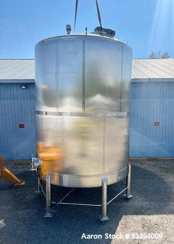 10,000 Gallon Stainless Steel Feldmeier Tank