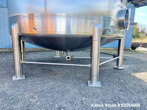 10,000 Gallon Stainless Steel Feldmeier Tank