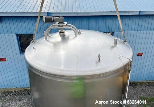7,000 Gallon Stainless Steel Feldmeier Tank