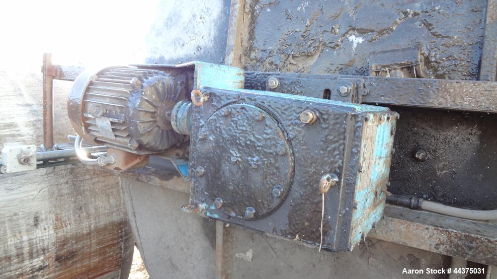 Used Imperial Steel Tank, 10,000 Gallon, 304 Stainless Steel, Vertical. Approximate 120" diameter x 204" straight side, flat welded top, coned bottom. Fixed carbon steel agitator bridge with a top en...