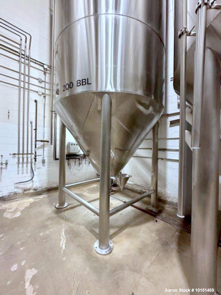 Used JV Northwest (ICC) Stainless Steel Jacketed Vessel.  304 stainless steel; 200BBL, (Approximately 6,200 Gallon); 8'10" diameter  x  19'3" tall;  Dished top and cone bottom; Vertical; Jacket desig...