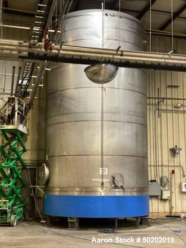 Used L'Hoir 24,000 Gallon (20k imperial gallon) 304 Vertical Stainless Steel Ta
