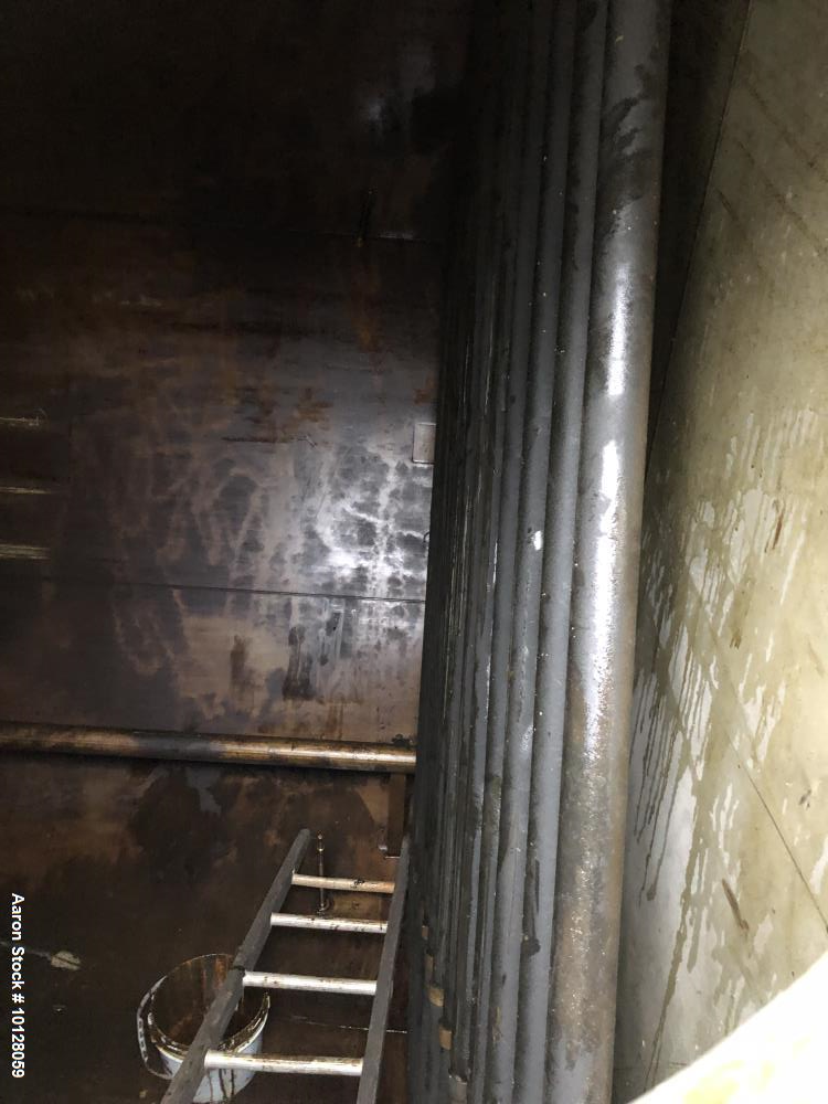 Used Lowe-Mar 20,000 Gallon Stainless Steel Tank