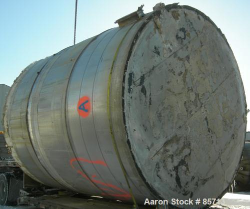 USED: Missouri Tank & Boiler tank, 16,000 gallon, 304 stainless steel, vertical. 13' diameter x 194" straight side. Flat top and bottom. (4) Side wall baffles. Carbon steel agitator bridge, no drive....