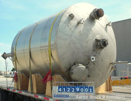 Used Mueller Jacketed Tank, 5000 gallon, 304 stainless steel, vertical. 109’’ diameter x 123’’ straight side, dish top and bottom. Internal rated to 200 deg F, dimple jacket rated 75 psi at 200 deg F...