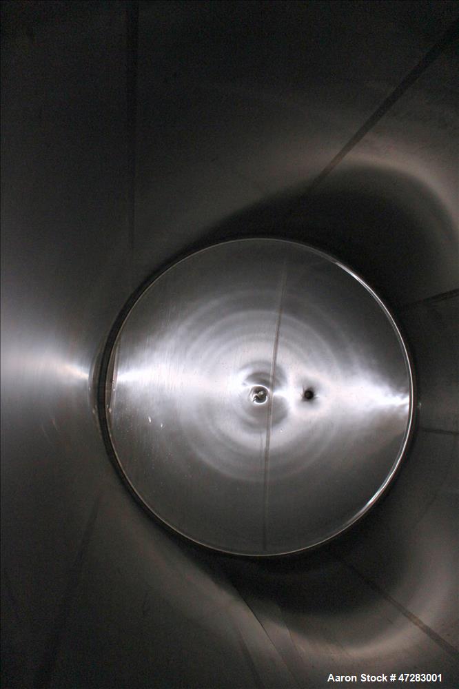 Used Mueller Silo Storage Tank, Approximate 10,500 Gallon, 316 Stainless Steel.