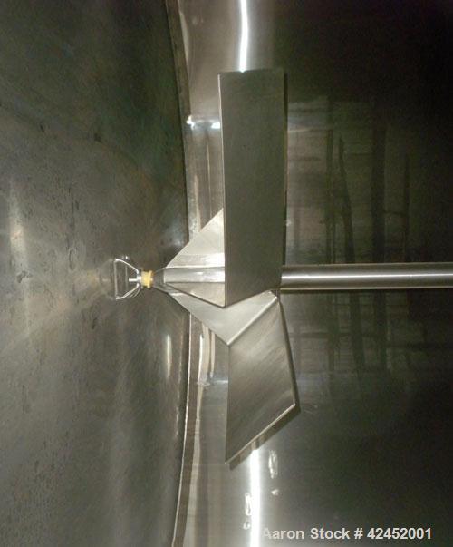 Used Mueller Silo Storage Tank, 10,000 Gallon, 304 Stainless Steel, Vertical. Approximately 120" diameter x 222" straight side, dish top, sloped bottom. Insulated with carbon steel sheathing. Jackete...