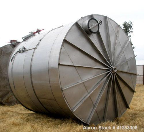 Used Winery Tank, 14,233 Gallon, 316 stainless steel, vertical. Approximately 156" diameter x 180" straight side, coned top, sloped bottom. Approximately 72" of sidewall bottom jacketed, no rating. O...