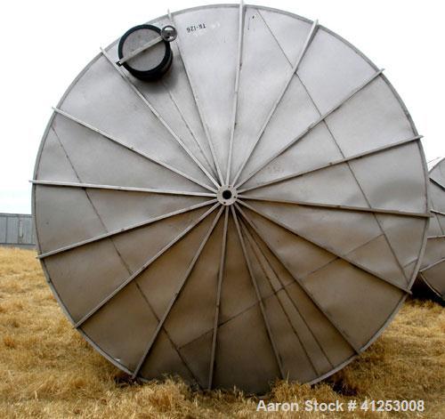 Used Winery Tank, 14,233 Gallon, 316 stainless steel, vertical. Approximately 156" diameter x 180" straight side, coned top, sloped bottom. Approximately 72" of sidewall bottom jacketed, no rating. O...