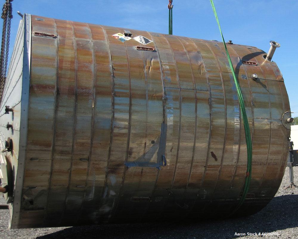 Used 12,600 Gallon Stainless Steel Tank