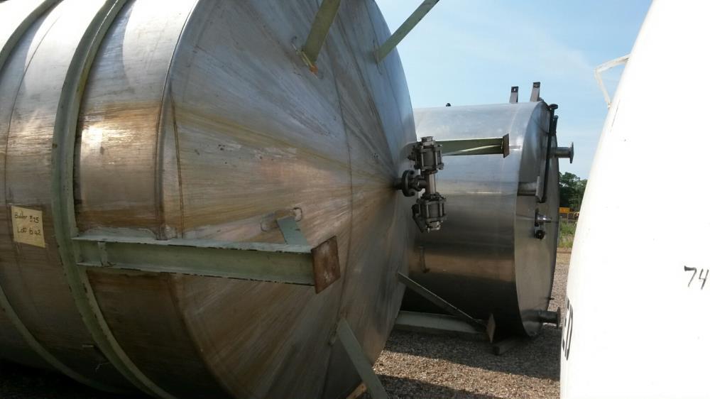 Used Perry 10,500 Gallon 316 Stainless Steel Storage Tank. Approx. 11' Diameter x 14' Straight Side. Cone Bottom. Mounted on 6 I-Beam legs. Approx. 3" CBO. Serial Number B.2523-1. Model VCCX. Built 1...
