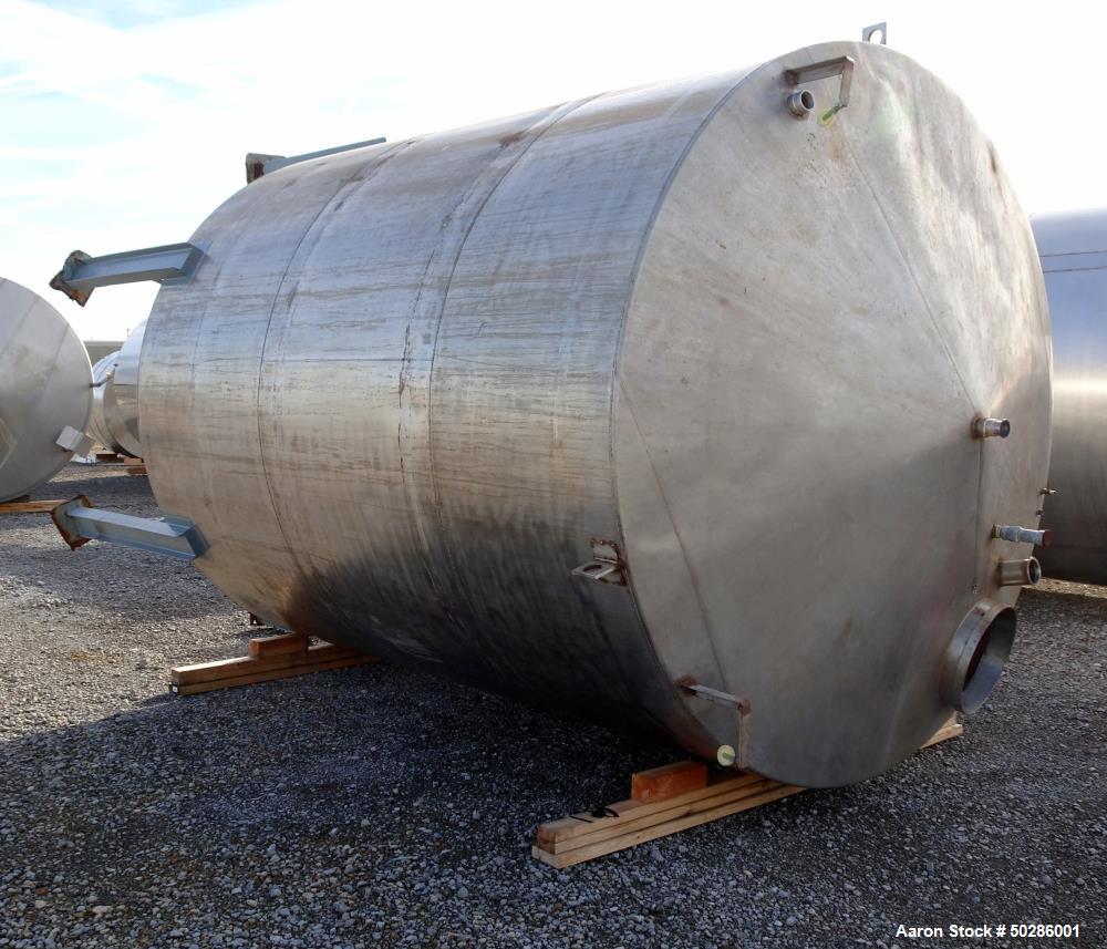 Used Perry Products  5,200 Gallon Tank, Stainless Steel, Vertical.