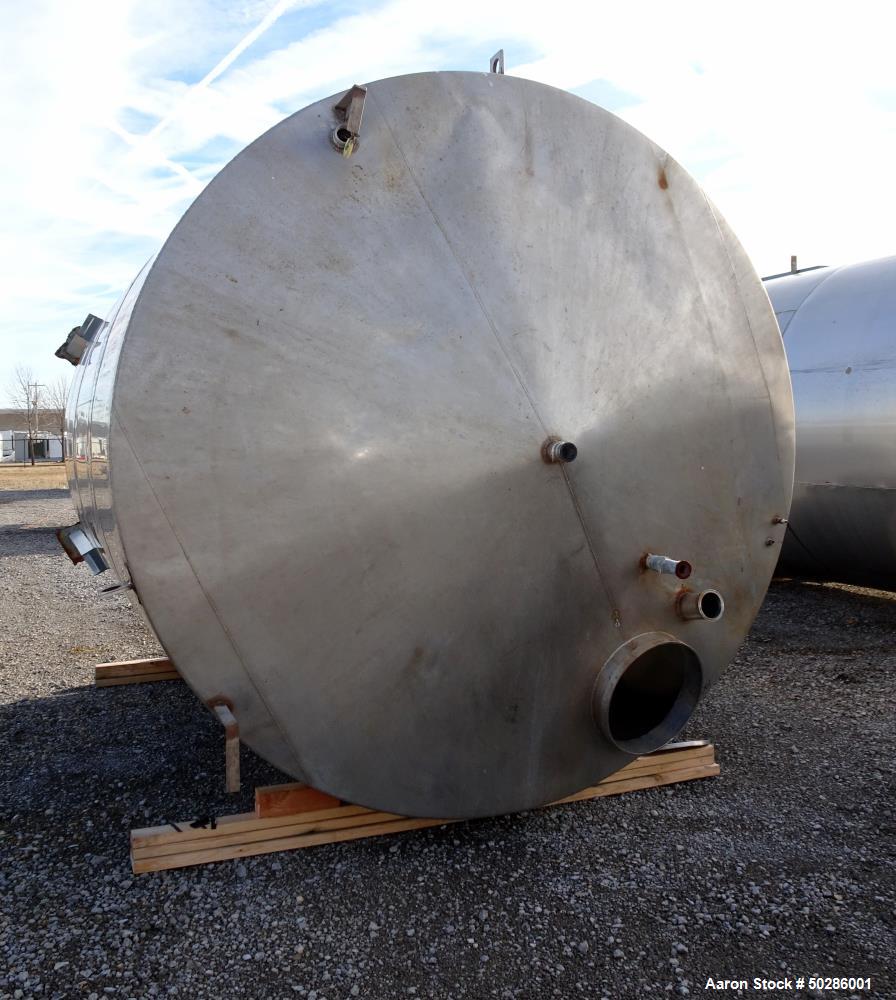 Used Perry Products  5,200 Gallon Tank, Stainless Steel, Vertical.