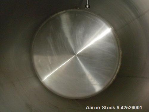 Used Pfaudler Cold Wall Tank, 5,000 Gallon, 304 Stainless Steel, Horizontal. 96" Diameter x 150" straight side, dished heads. Dimple jacket rated 150 PSI @ 365 degrees F.  (1) Head mounted agitator w...