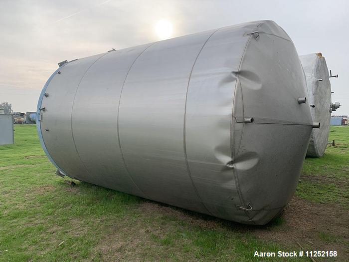 Used-Stainless steel tank, Approximately 7,500 Gallon