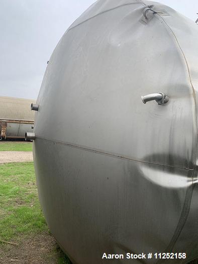 Used-Stainless steel tank, Approximately 7,500 Gallon